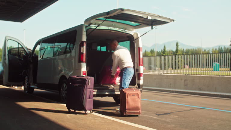 Cou Airport Shuttle To STL