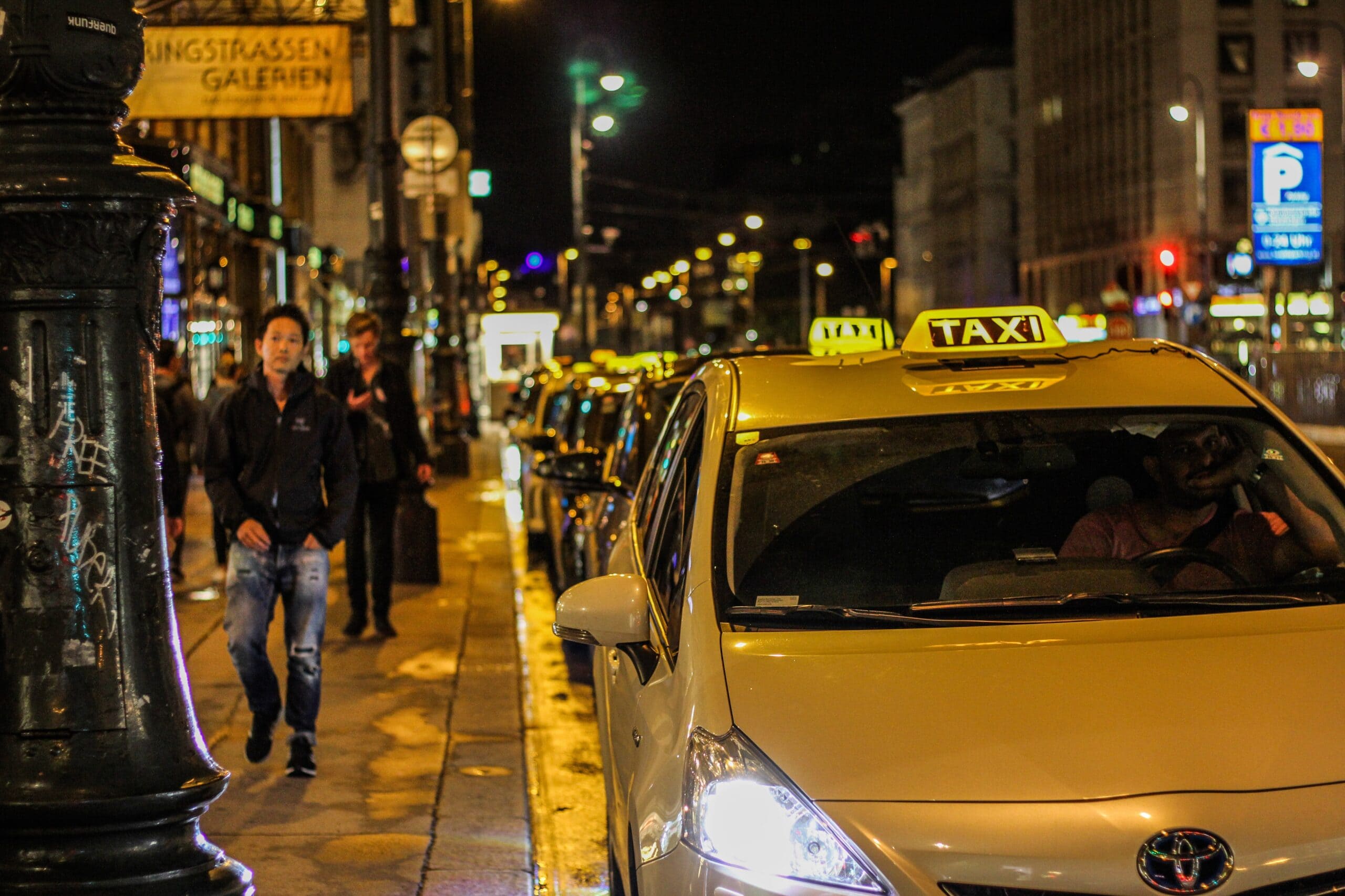 lighting-taxi-sign